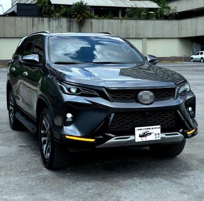 Toyota Fortuner 2025