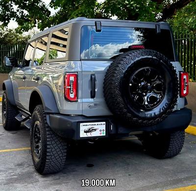 Ford Bronco 2024