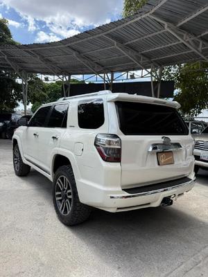 Toyota 4Runner 2014