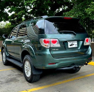 Toyota Fortuner 2013