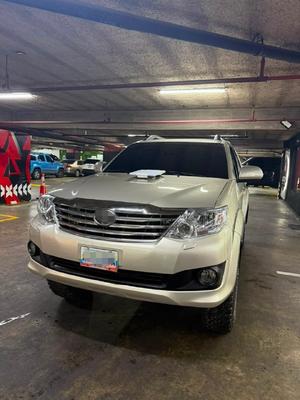 Toyota Fortuner 2014