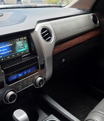 Toyota Tundra 2015