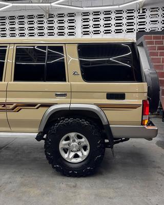 Toyota Land Cruiser 70th Anniversary (Machito) 2022