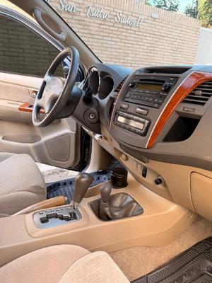Toyota Fortuner 2011