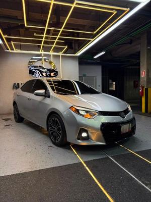Toyota Corolla 2015