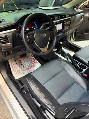 Toyota Corolla 2015