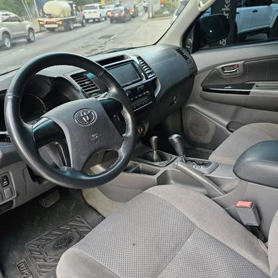 Toyota Hilux 2013