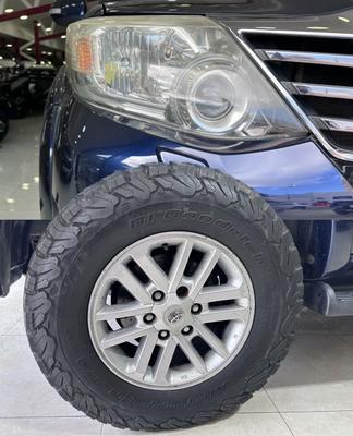 Toyota Fortuner 2012