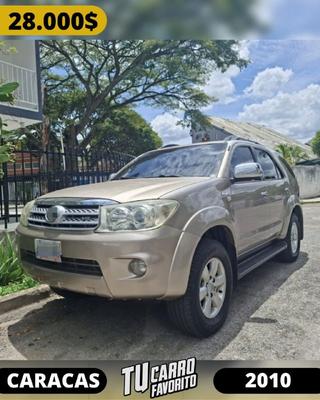 Toyota Fortuner 2010