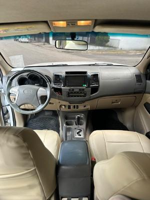 Toyota Fortuner 2013