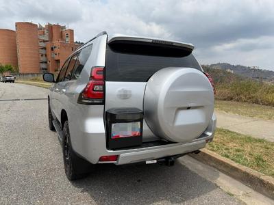 Toyota Prado 2022