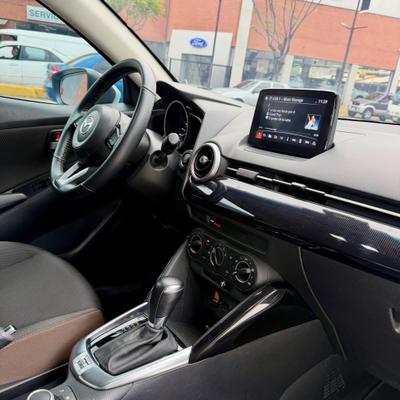 Mazda Mazda2 2023