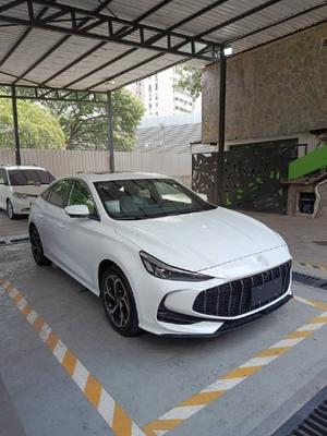 MG MG5 2025