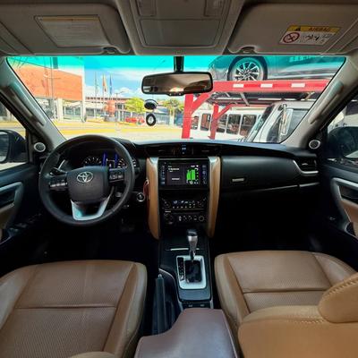 Toyota Fortuner 2020