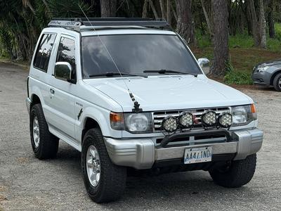 Mitsubishi Montero 2009