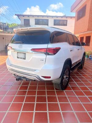 Toyota Fortuner 2017