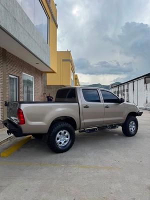 Toyota Hilux 2010