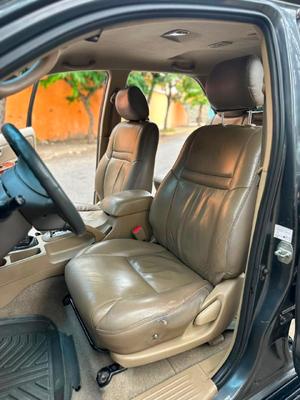 Toyota Fortuner 2011