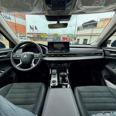 Mitsubishi Outlander 2026