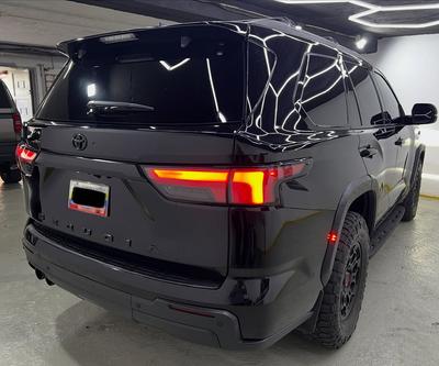 Toyota Sequoia 2024