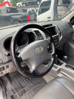 Toyota Hilux 2011