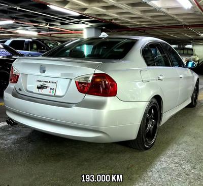 BMW 325i 2008