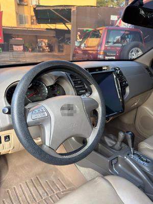 Toyota Fortuner 2013