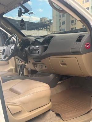 Toyota Fortuner 2012