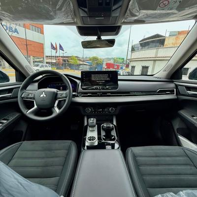 Mitsubishi Outlander 2026