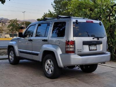 Jeep Cherokee 2011