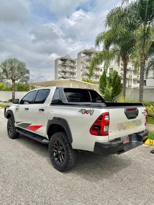 Toyota Hilux 2022