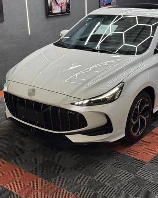 MG MG5 2025