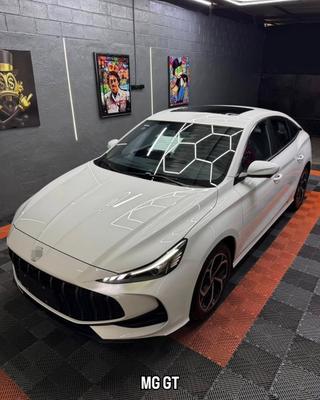 MG MG5 2025