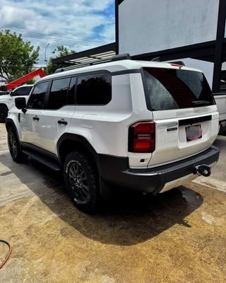 Toyota Land Cruiser 2024