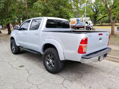 Toyota Hilux 2011
