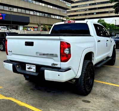 Toyota Tundra 2016