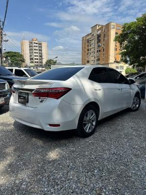 Toyota Corolla 2015