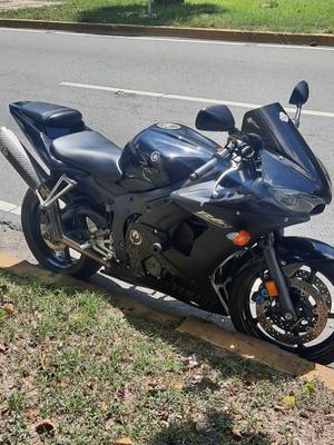 Yamaha R6S 2008