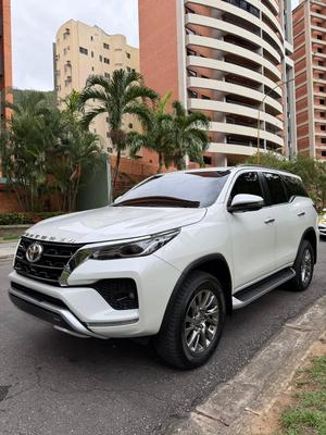 Toyota Fortuner 2024