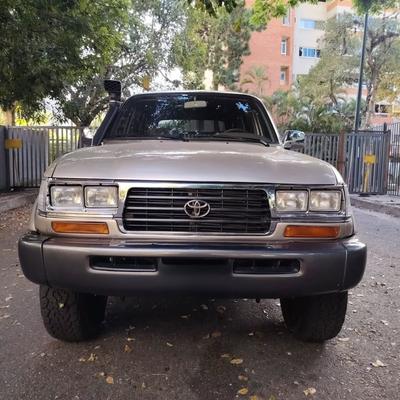 Toyota Land Cruiser 2006