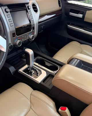 Toyota Tundra 2016