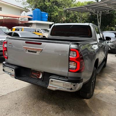 Toyota Hilux 2024