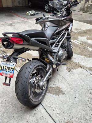 Benelli Trek 899cc 2013
