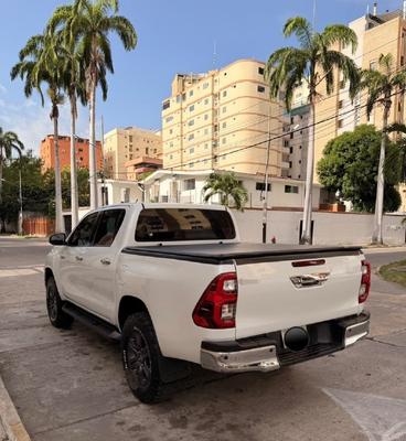 Toyota Hilux 2025