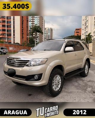 Toyota Fortuner 2012