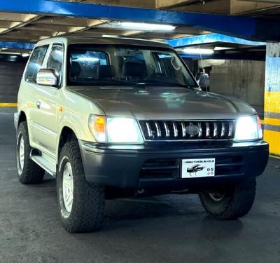 Toyota Meru 2008