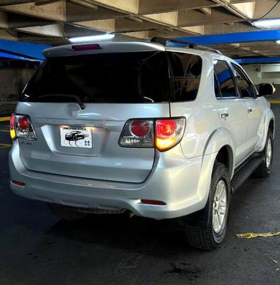 Toyota Fortuner 2014