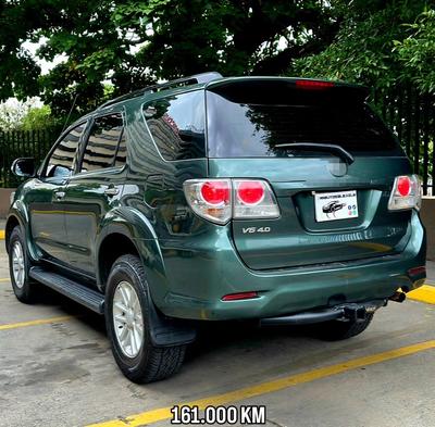 Toyota Fortuner 2013
