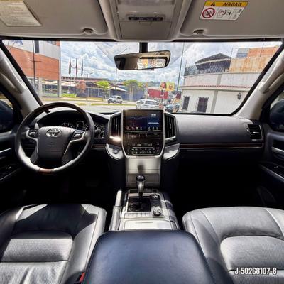 Toyota Land Cruiser 2021