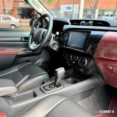Toyota Hilux 2024